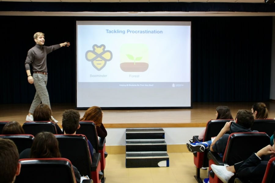 Lanterna IB presentation